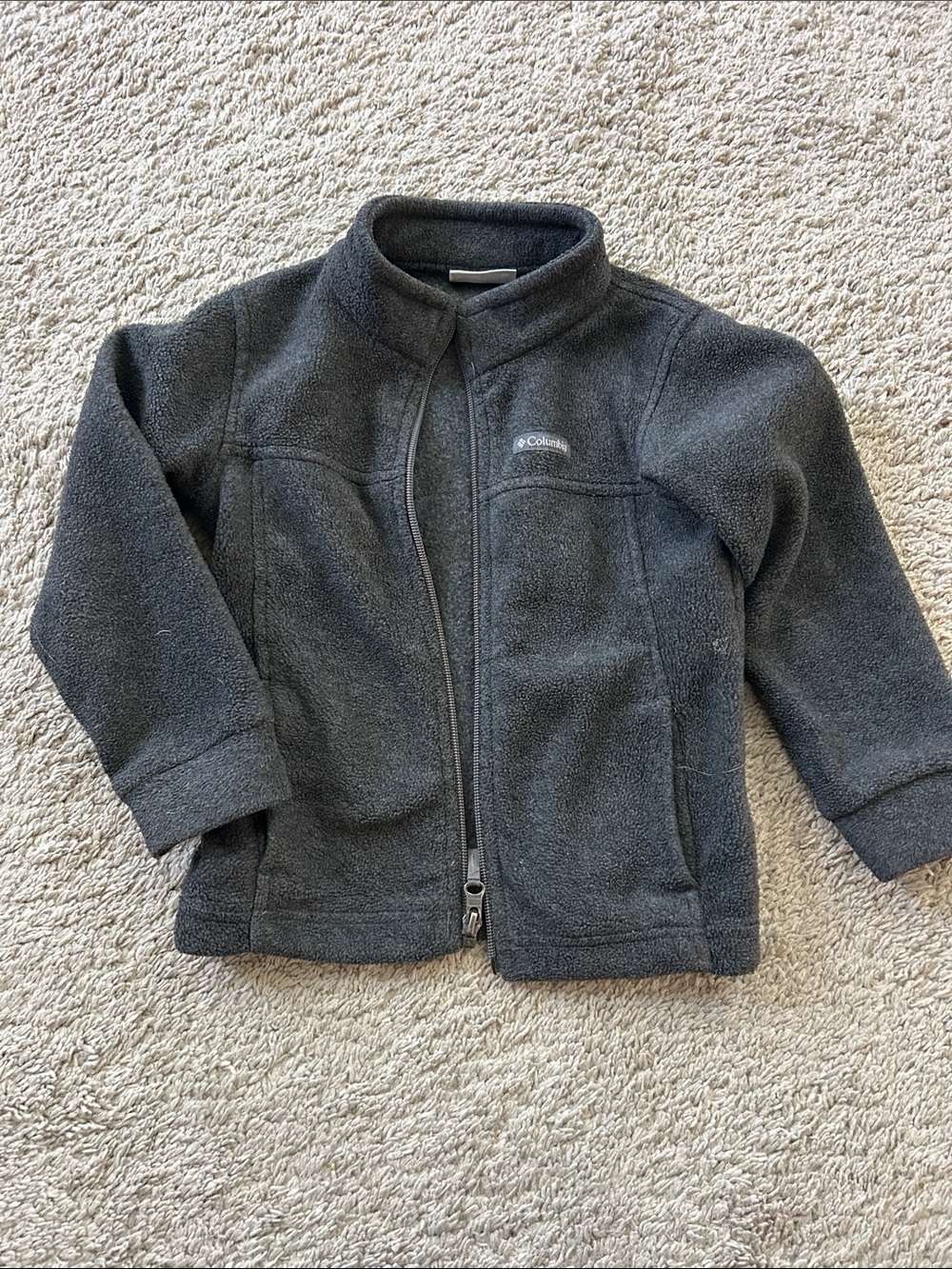 Columbia Charcoal Gray Full-Zip Fleece Jacket kids size 4